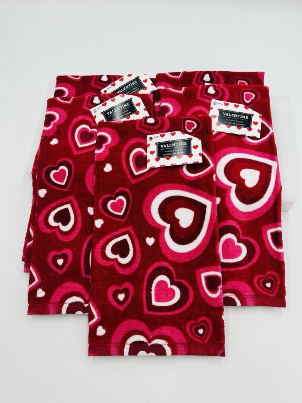Set of 5 Brother Sister Designs VALENTINE Kitchen Towels Red/Pink/White NEW